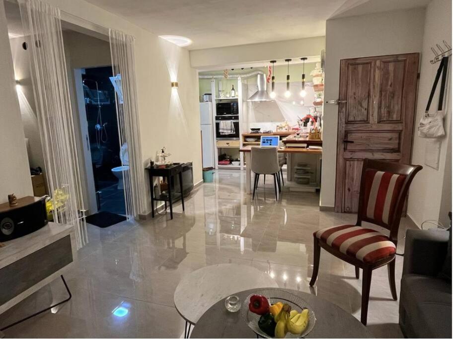 לופט כפרי / אלגנטי מקסים + חניה ללא תשלום Apartment Ashdod Exterior photo